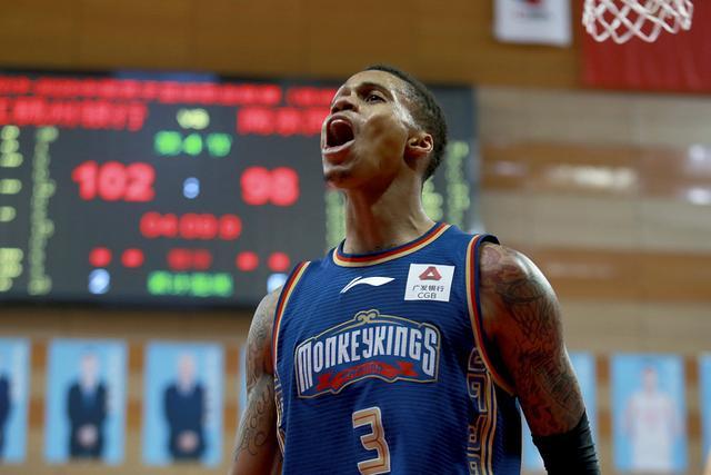 布莱克尼41分吴冠希15板 肯帝亚送宁波20连败