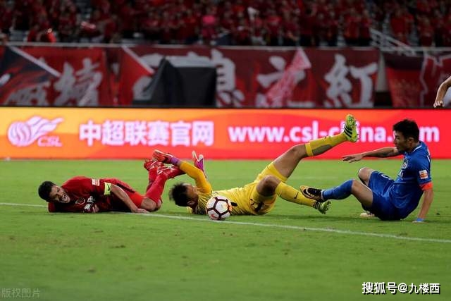 意甲-小西蒙尼绝杀奥斯梅恩破门 那不勒斯2-1罗马