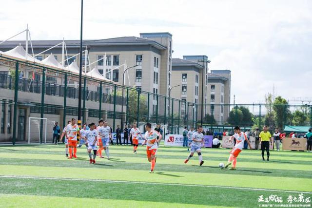 新一期FIFA排名：国足排名上升两位至第90